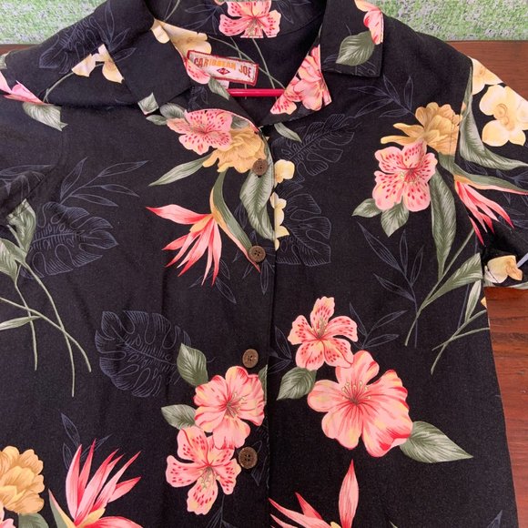 Caribbean Joe Women's Button Down Shirt Black Floral Pattern Medium (M) Vintage - Picture 8 of 8